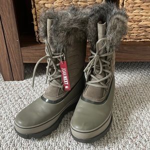 New Sorel Winter Boots